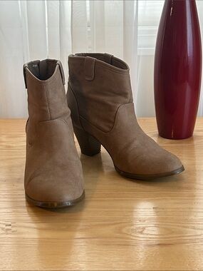 Women's Taupe Ankle Booties - Stylish Heeled Boot